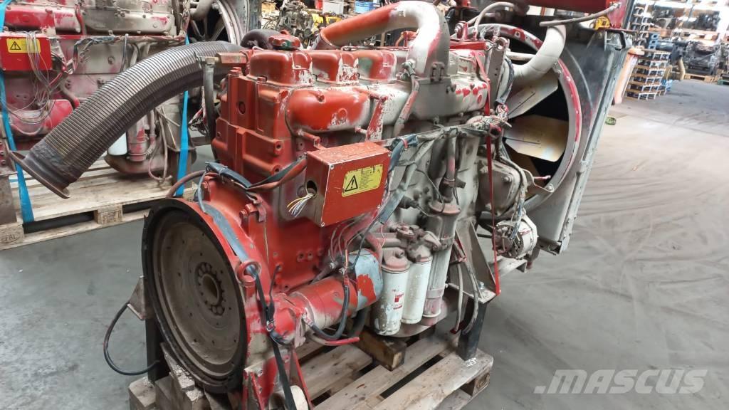 Volvo TD121G Motorji