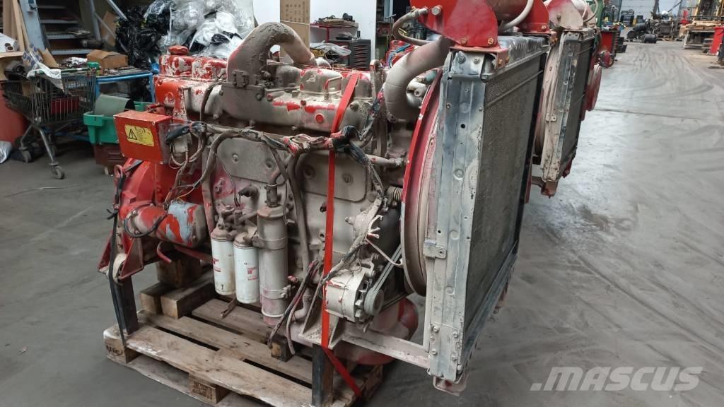 Volvo TD121G Motorji