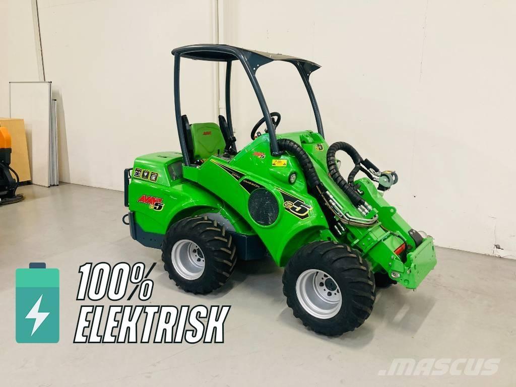 Avant E 513 Mini nakladalci