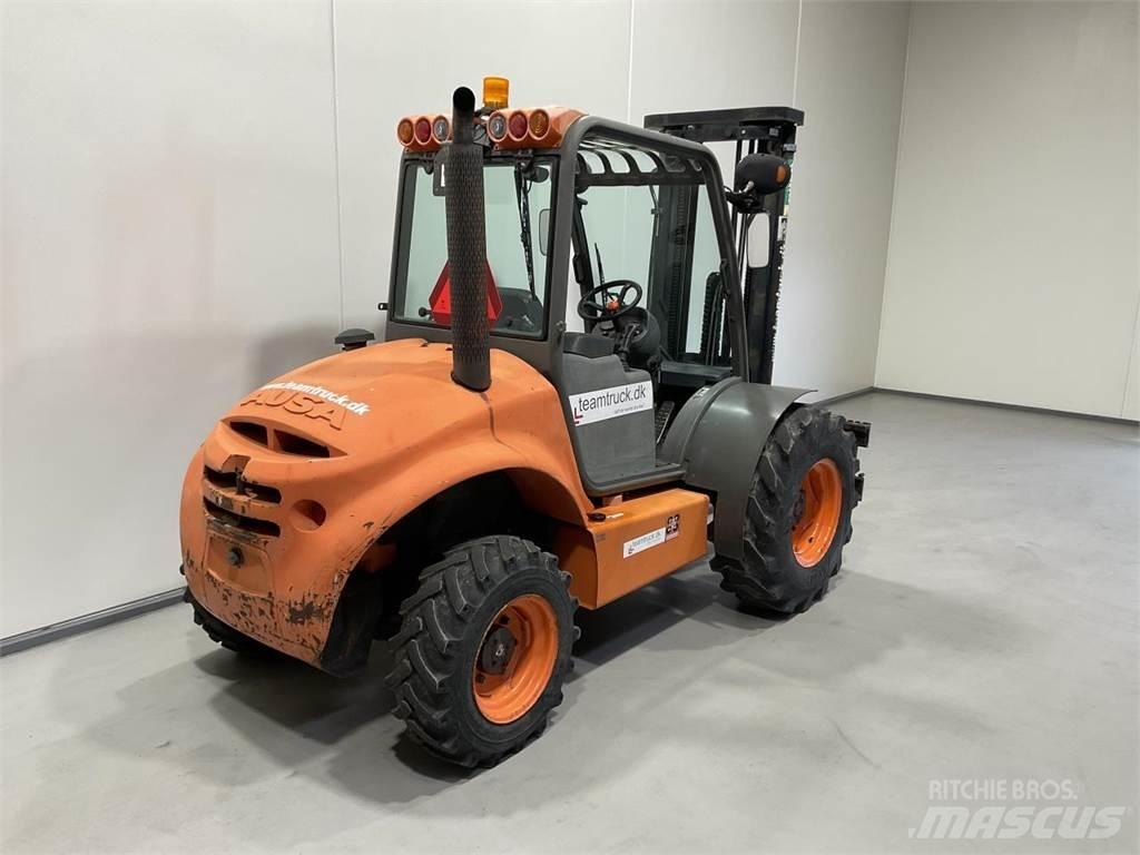 Ausa C250HX4 Terenski viličar