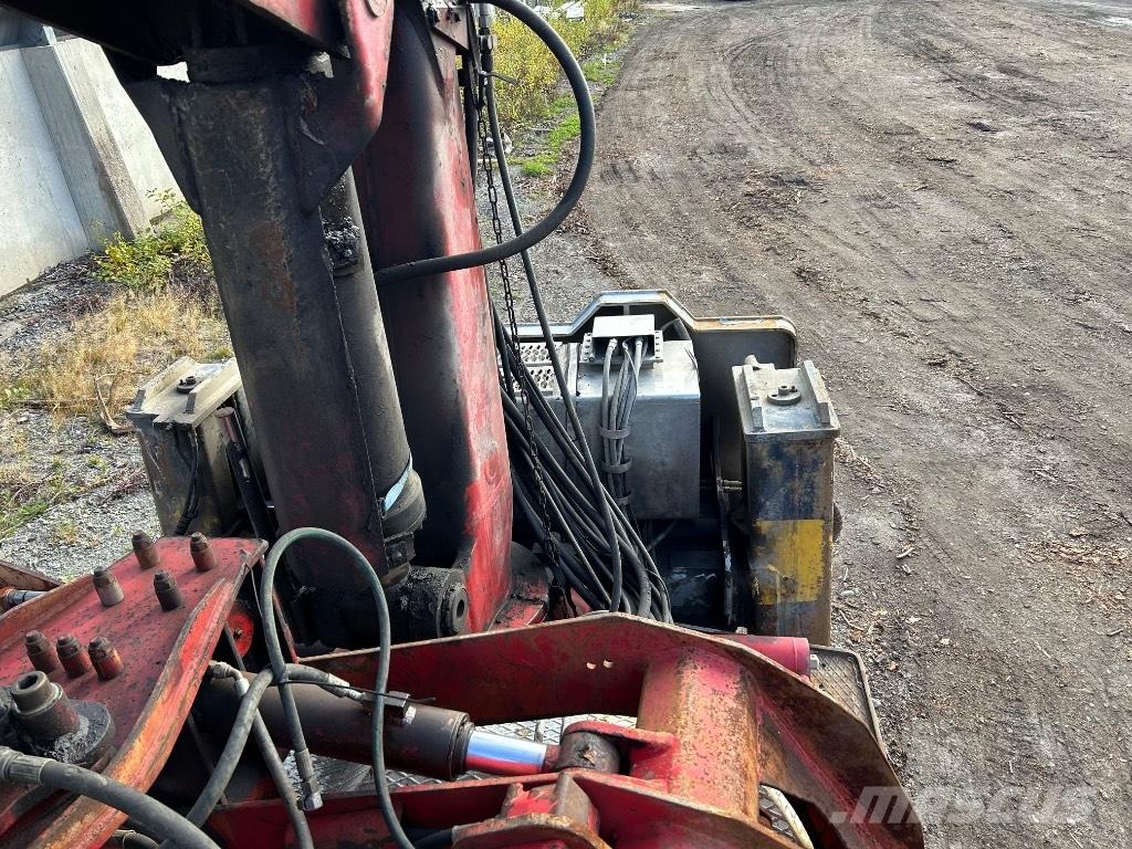 Scania G 420 CB Tovornjaki z žerjavom