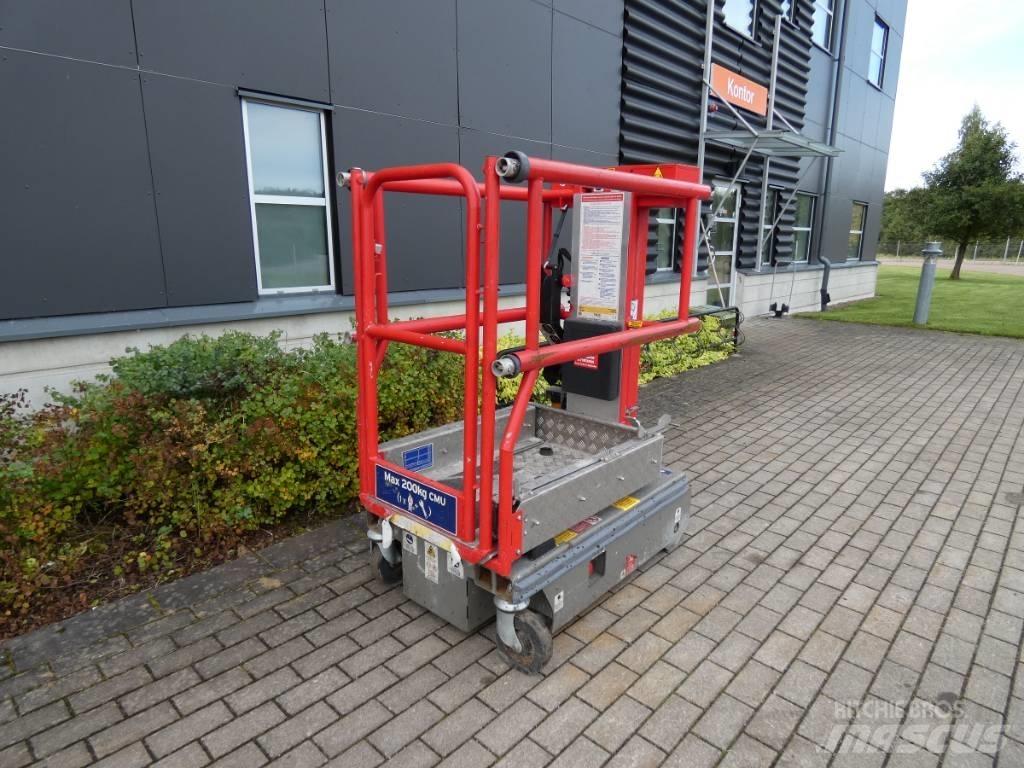 JLG Nano SP Plus Vertikalna dvigala