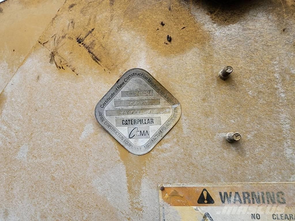 CAT 962 G Kolesni nakladalci