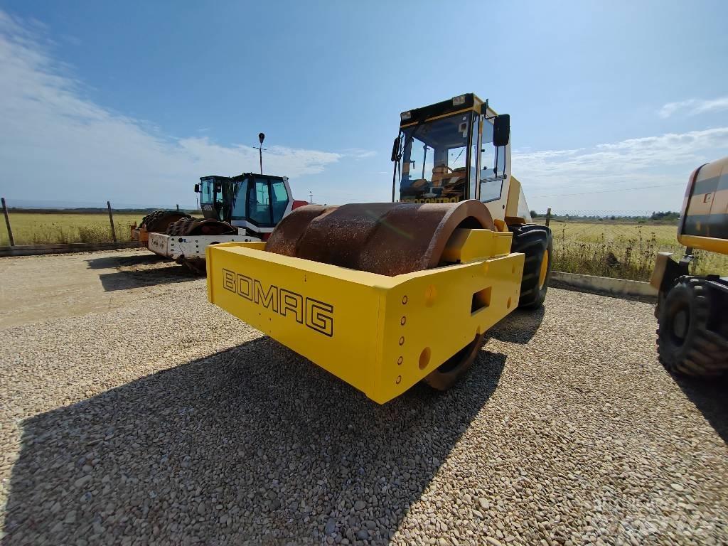 Bomag BW 225 D-3 Dvojni valjarji