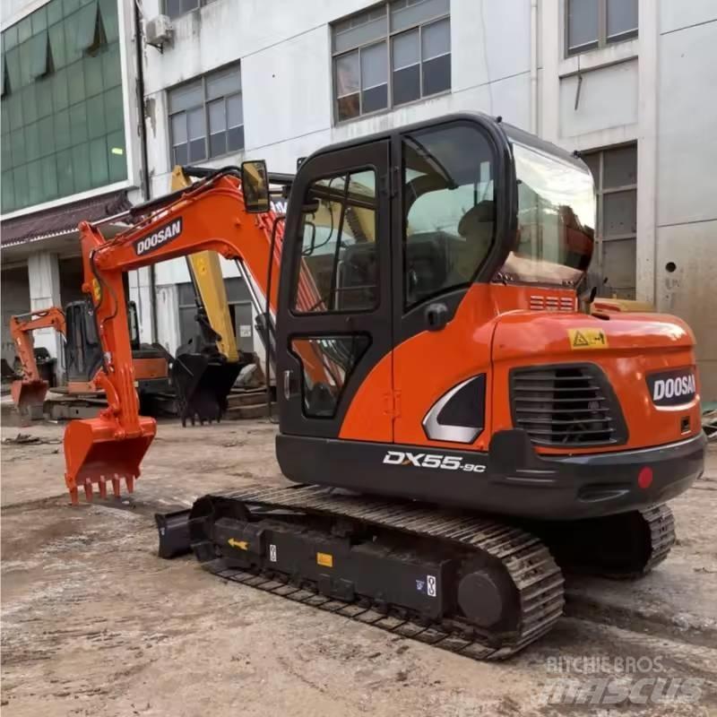 Doosan DX55 Bagri goseničarji