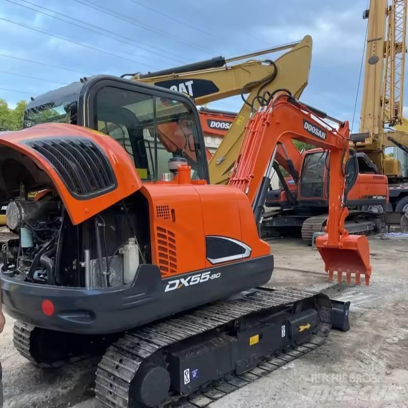 Doosan DX55 Bagri goseničarji