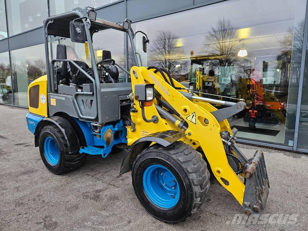 Weidemann 1880 Kolesni nakladalci