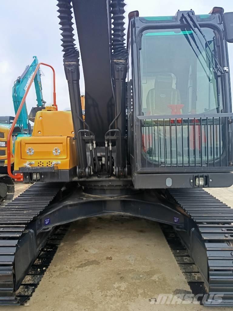 Volvo EC 140 Bagri goseničarji