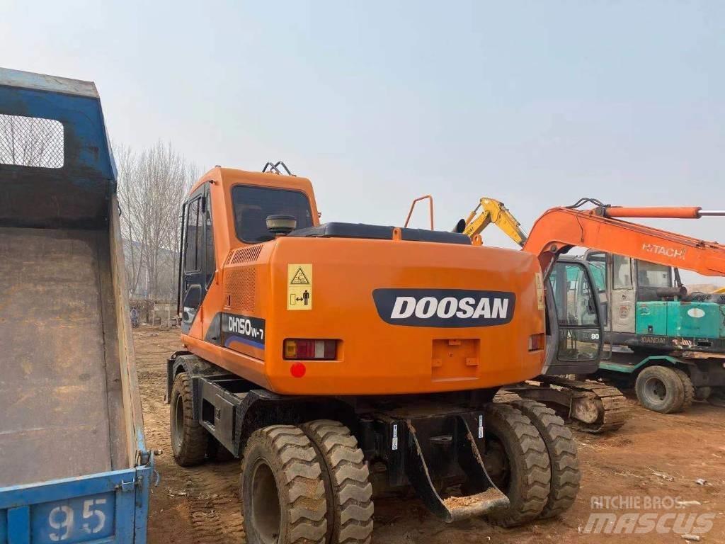 Doosan DH 150W Bagri na kolesih