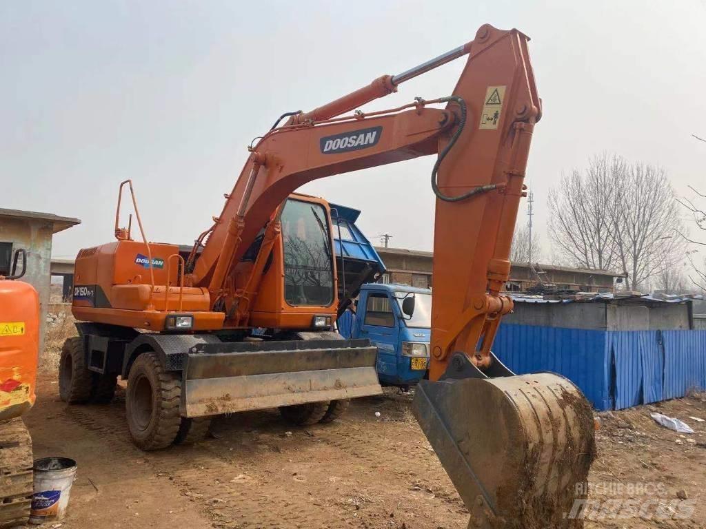 Doosan DH 150W Bagri na kolesih