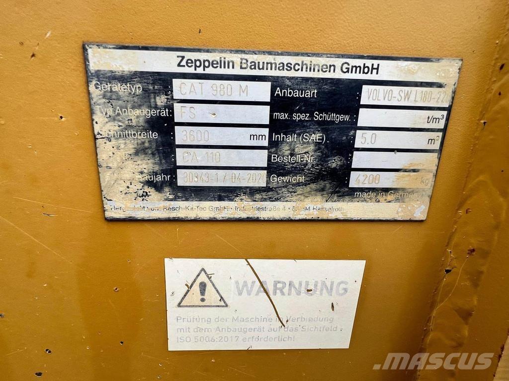 CAT 980M Kolesni nakladalci