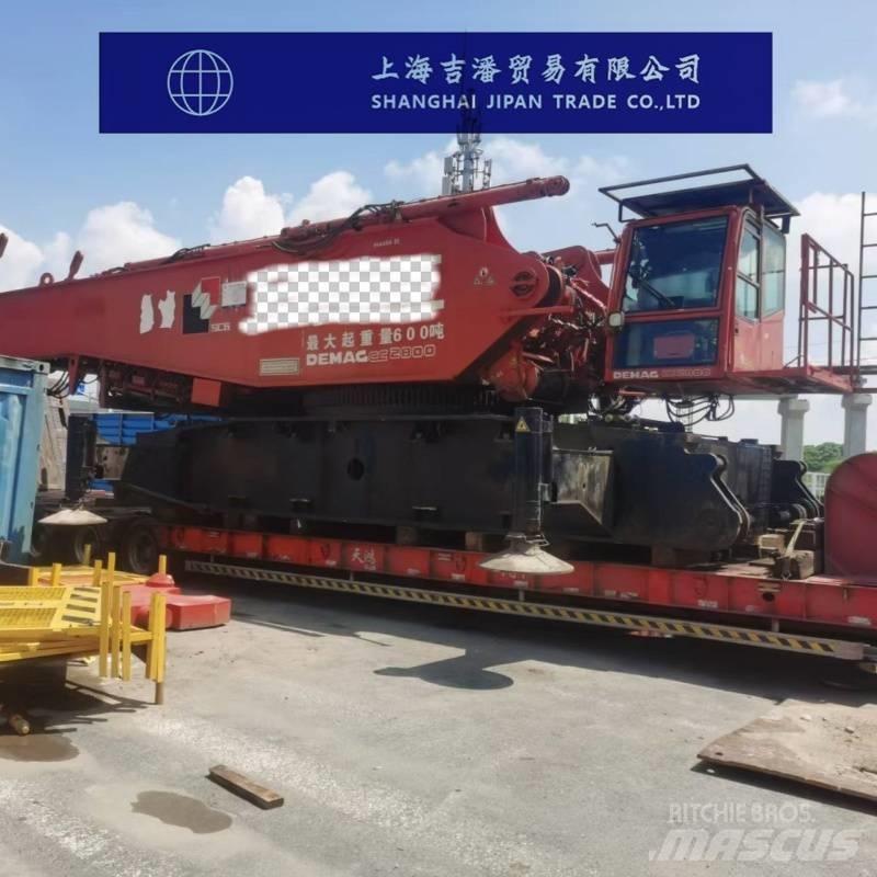 Demag CC 2800 Dvigala na gosenicah