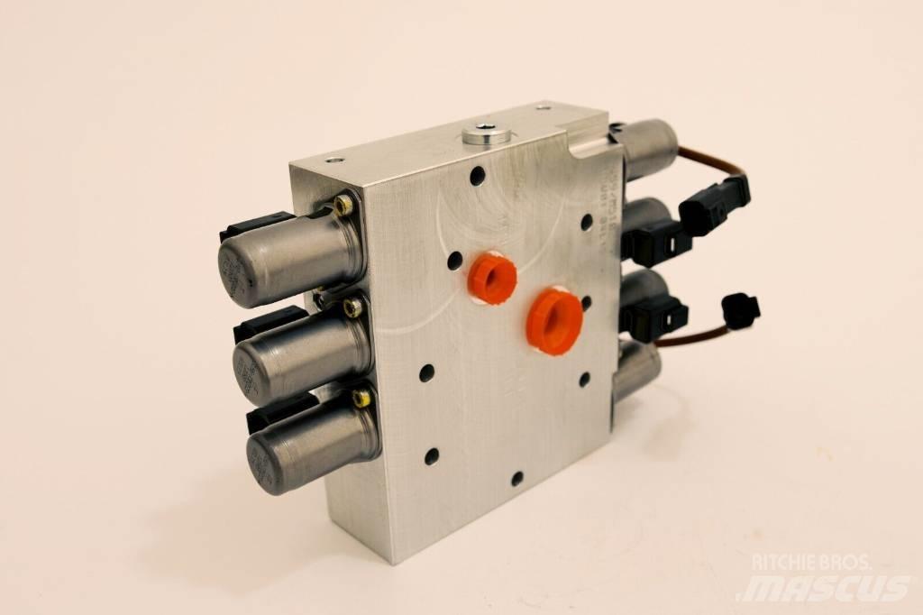 JCB GA VALVE BLOCK Motorji