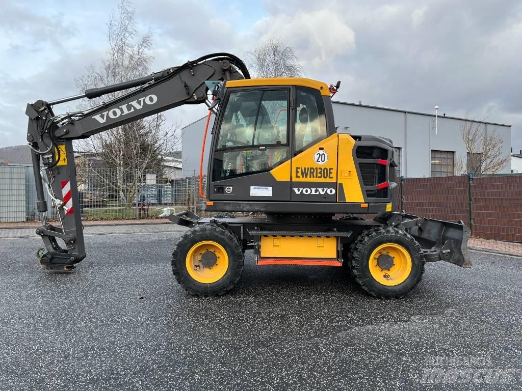 Volvo EWR130E Bagri na kolesih