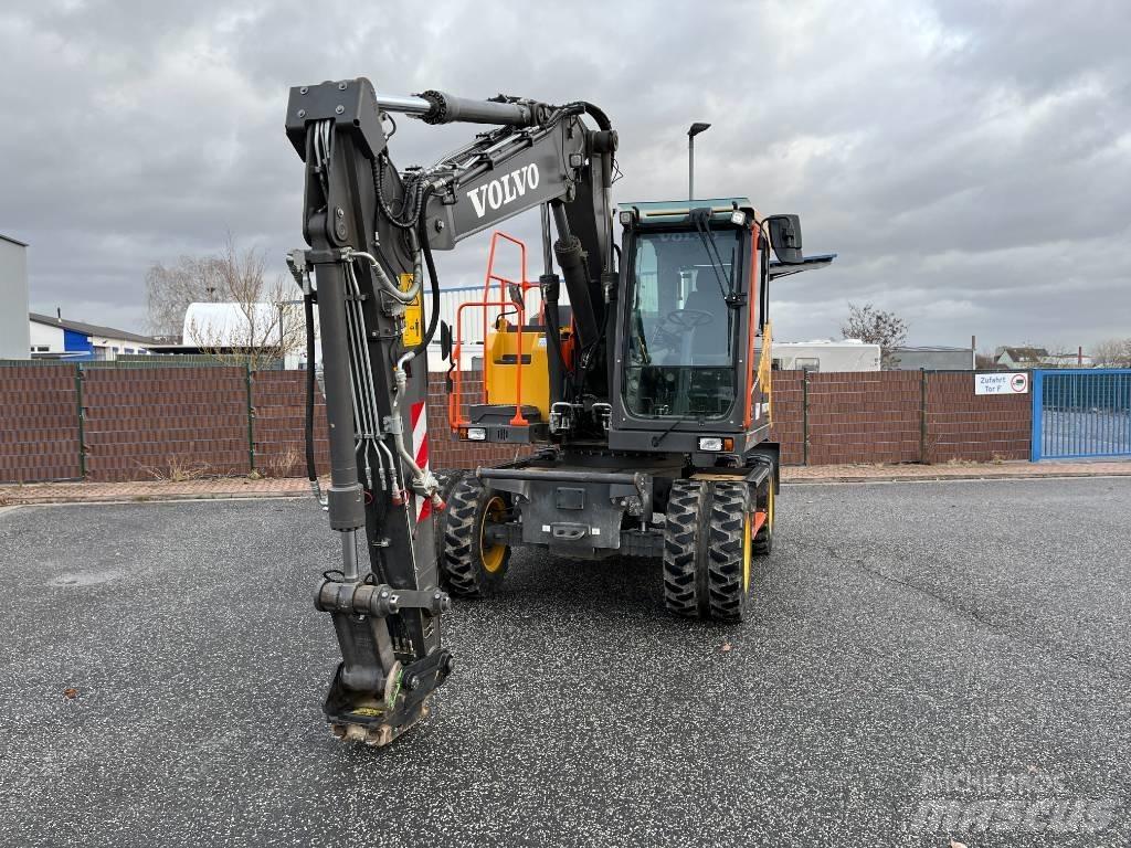 Volvo EWR130E Bagri na kolesih