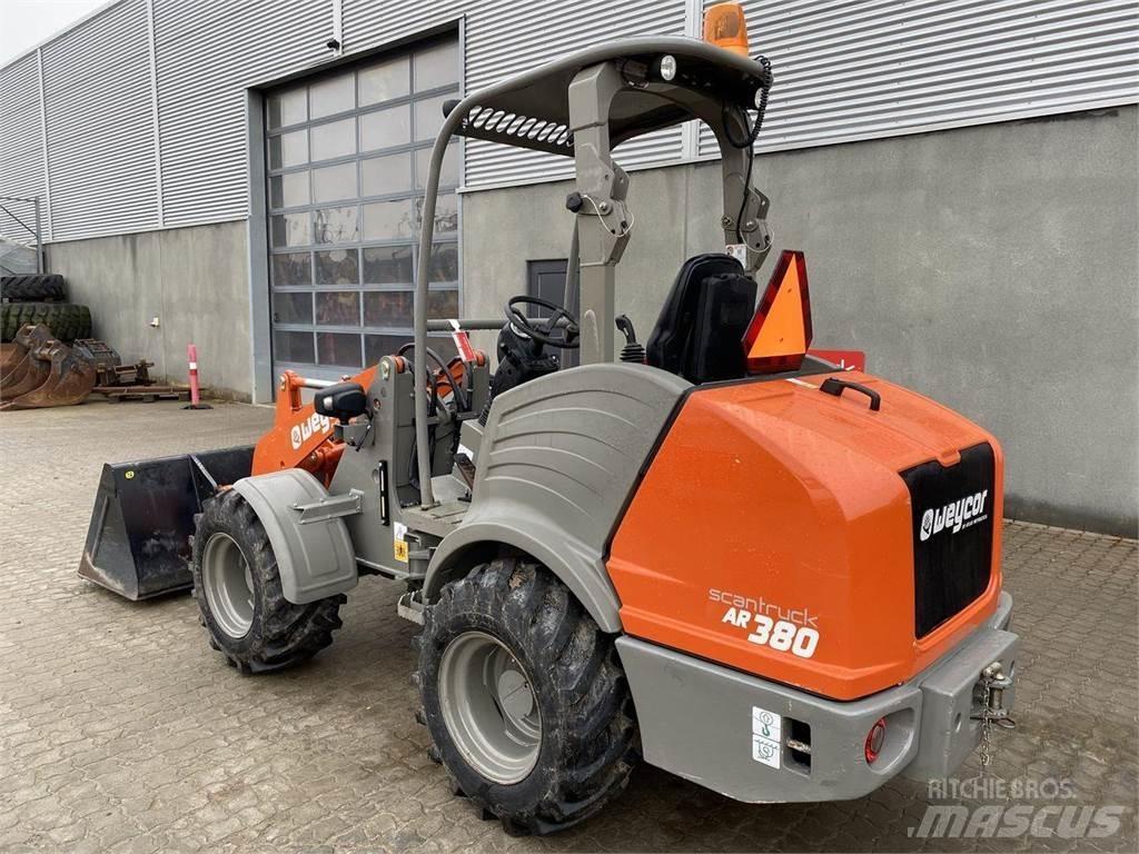 Weycor AR380 Agrar Večnamenski nakladalci