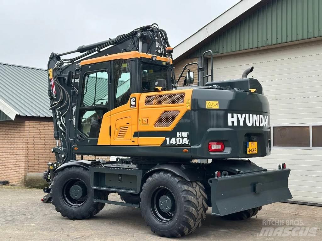 Hyundai HW140A Bagri na kolesih