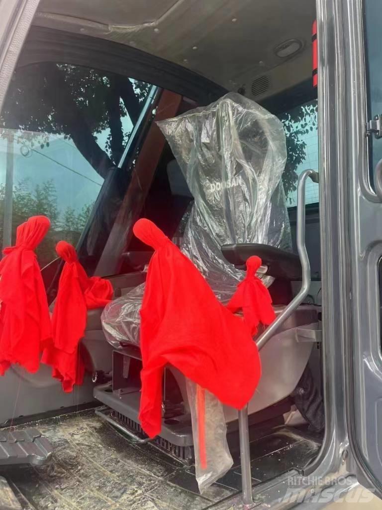 Doosan DX75 Mini bagri <7t