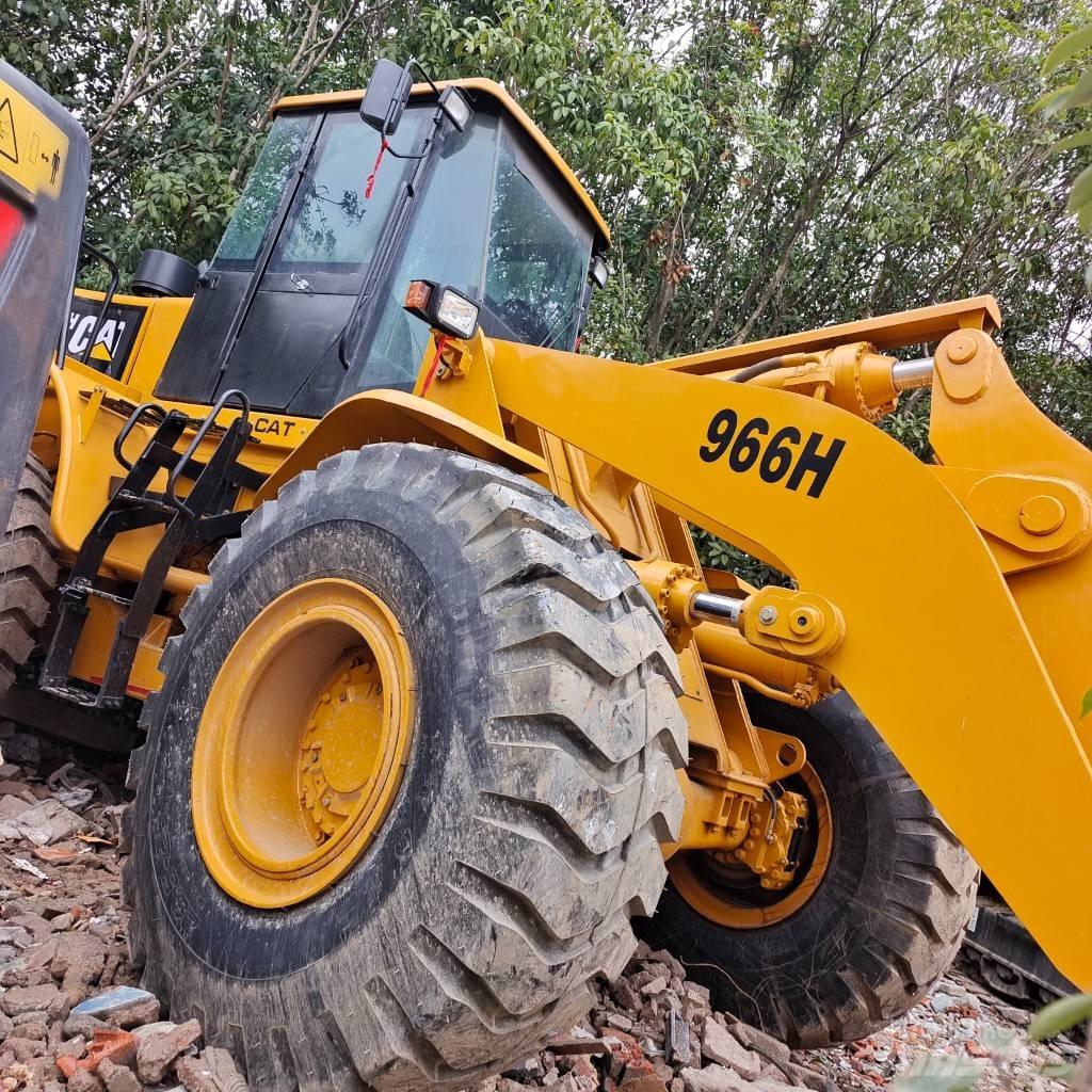 CAT 966 H St VZO Kolesni nakladalci