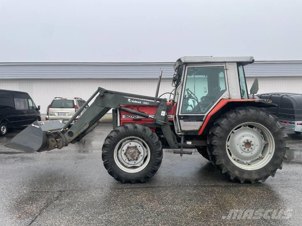 Massey Ferguson 3070 Traktorji