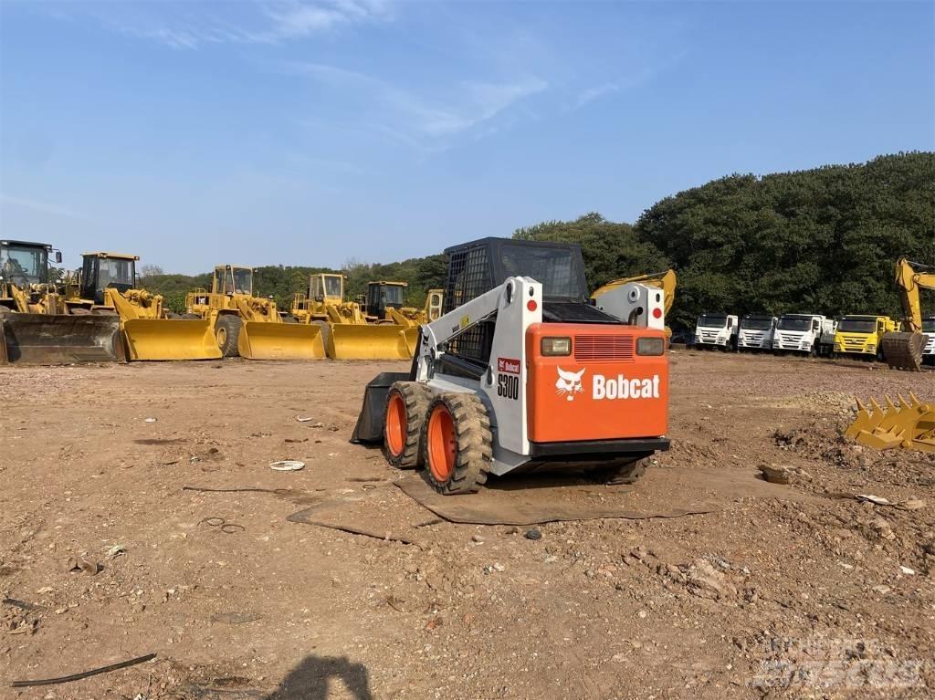 Bobcat S 300 Skid steer mini nakladalci