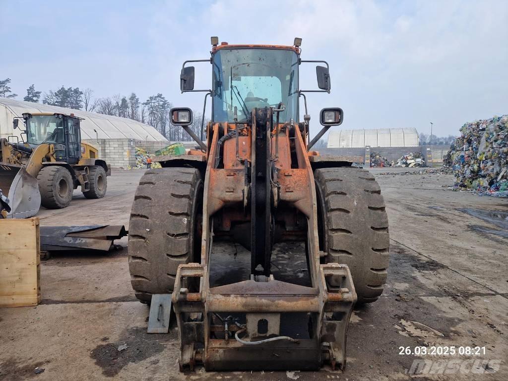 Doosan DL 250 Kolesni nakladalci