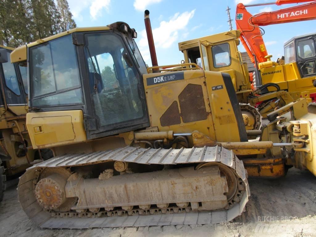CAT D5K Buldožerji goseničarji