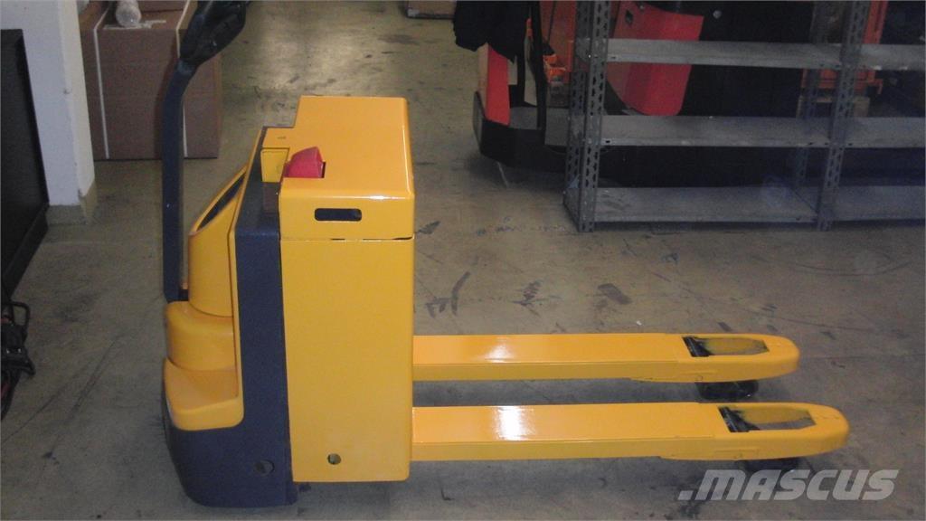 Jungheinrich ELE16 Ročni električni viličar