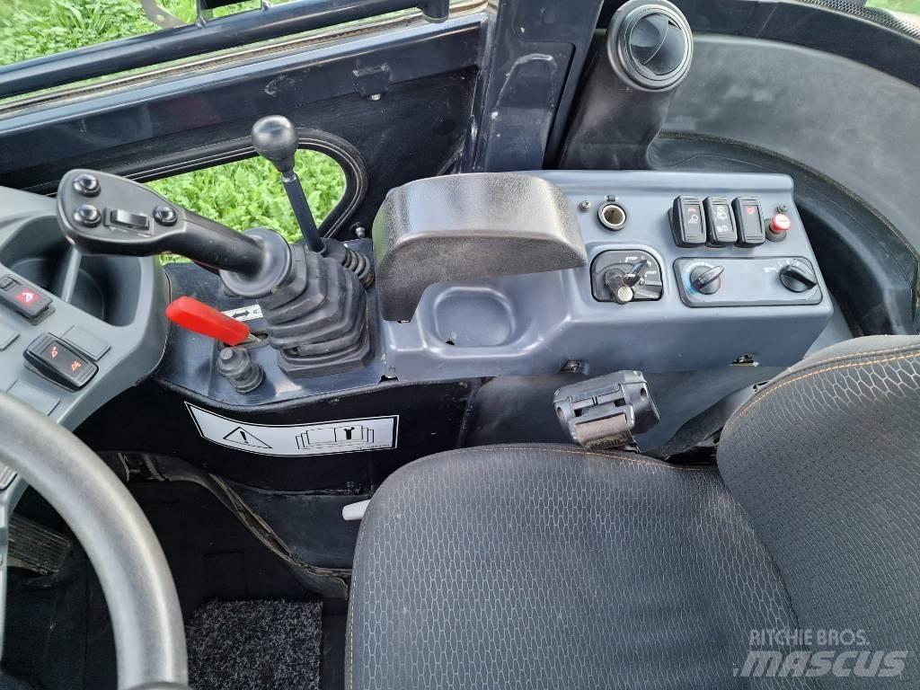Kubota R 065 Kolesni nakladalci