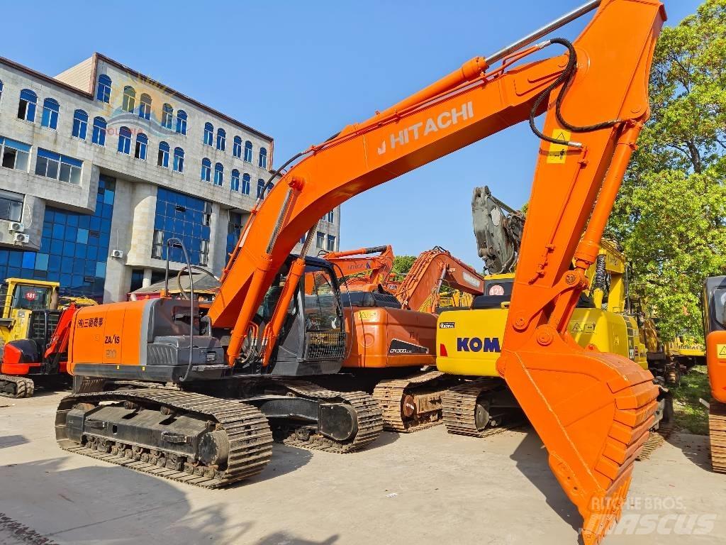 Hitachi ZX 210 Bagri goseničarji