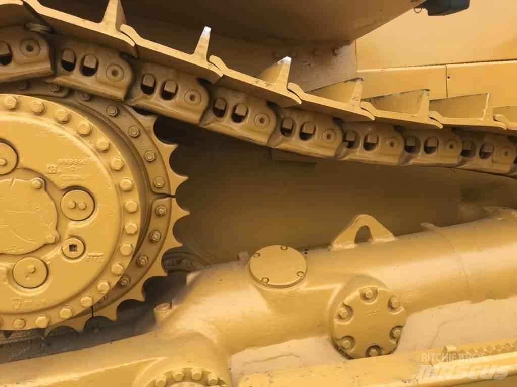CAT D8R Buldožerji goseničarji