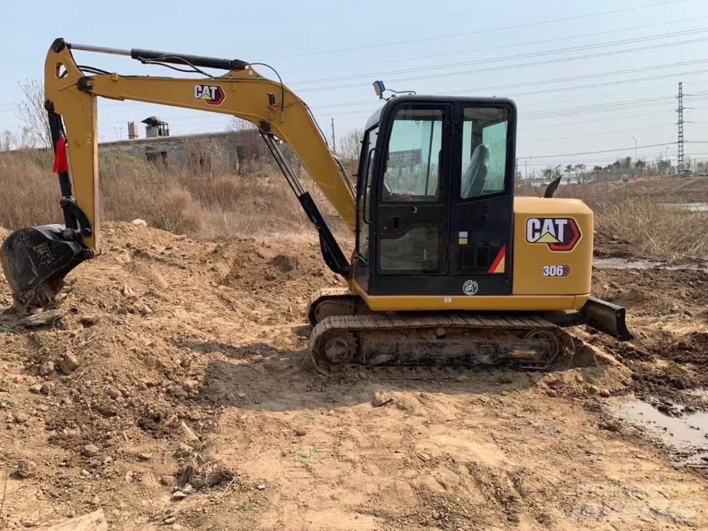 CAT 306 Mini bagri <7t