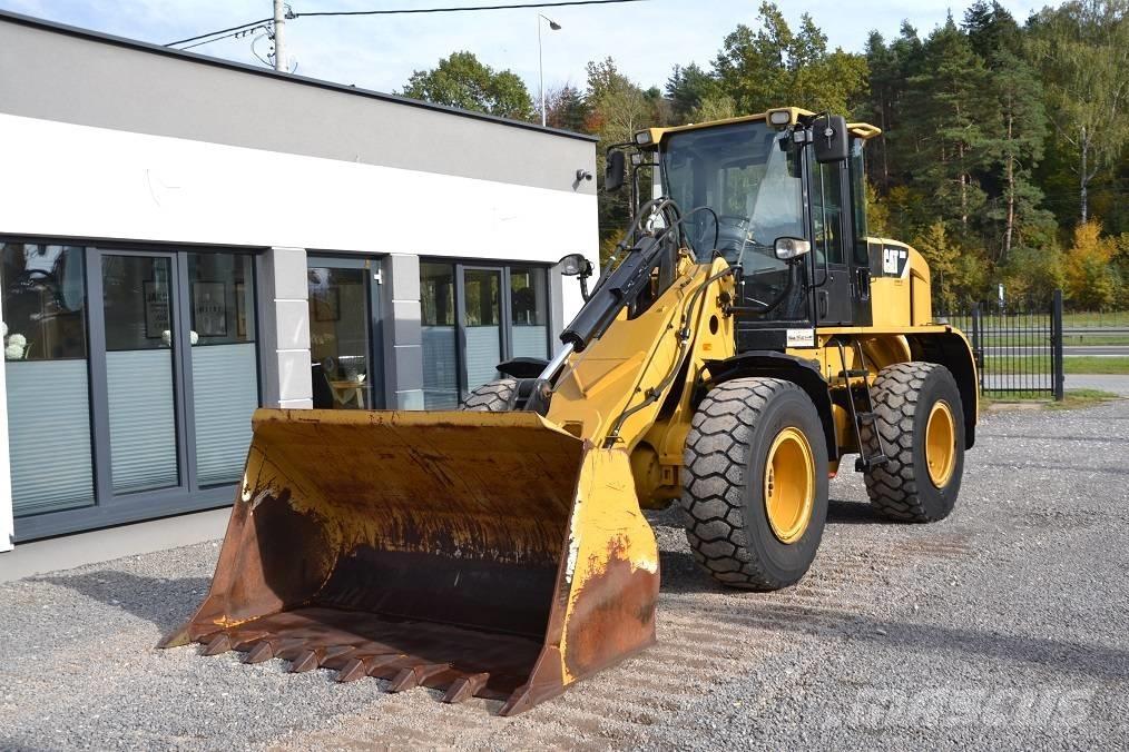 CAT 924 H Kolesni nakladalci