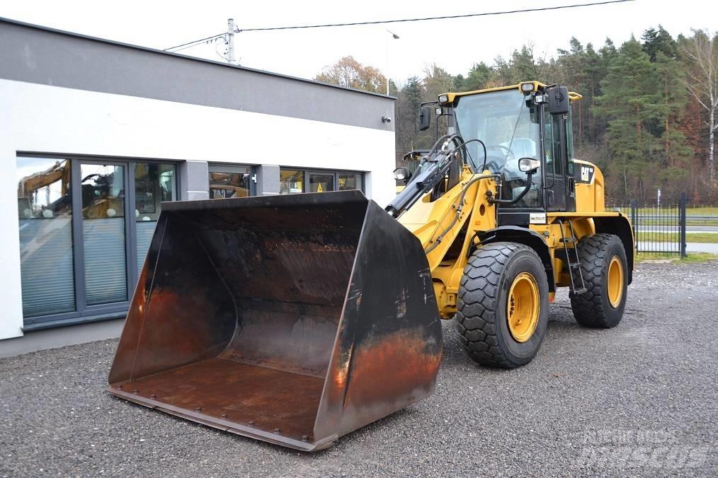 CAT 924 H Kolesni nakladalci