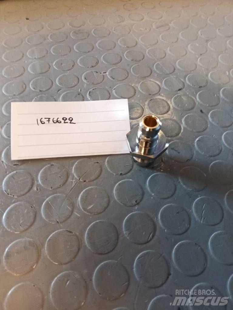 Volvo NIPPLE 1676622 Druge komponente
