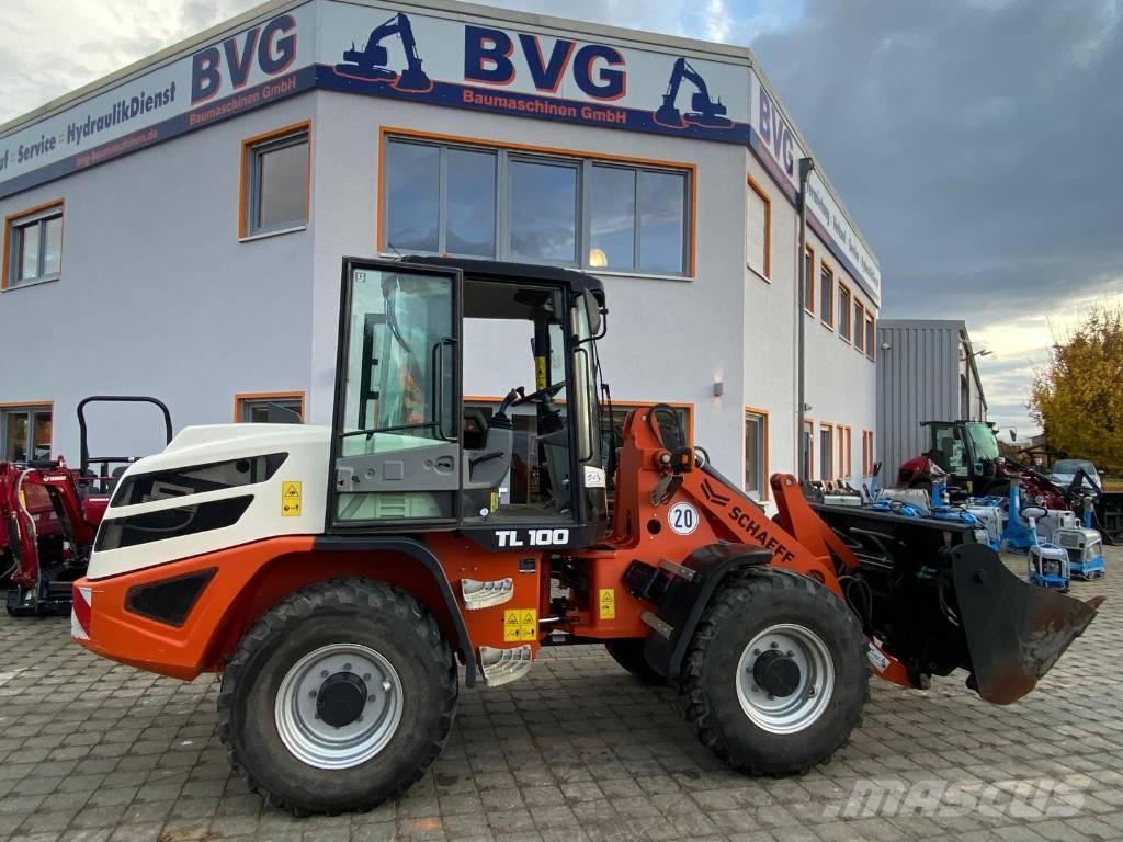 Yanmar V 100 Kolesni nakladalci