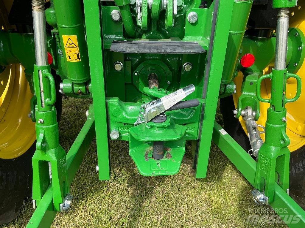John Deere 5090 M Traktorji