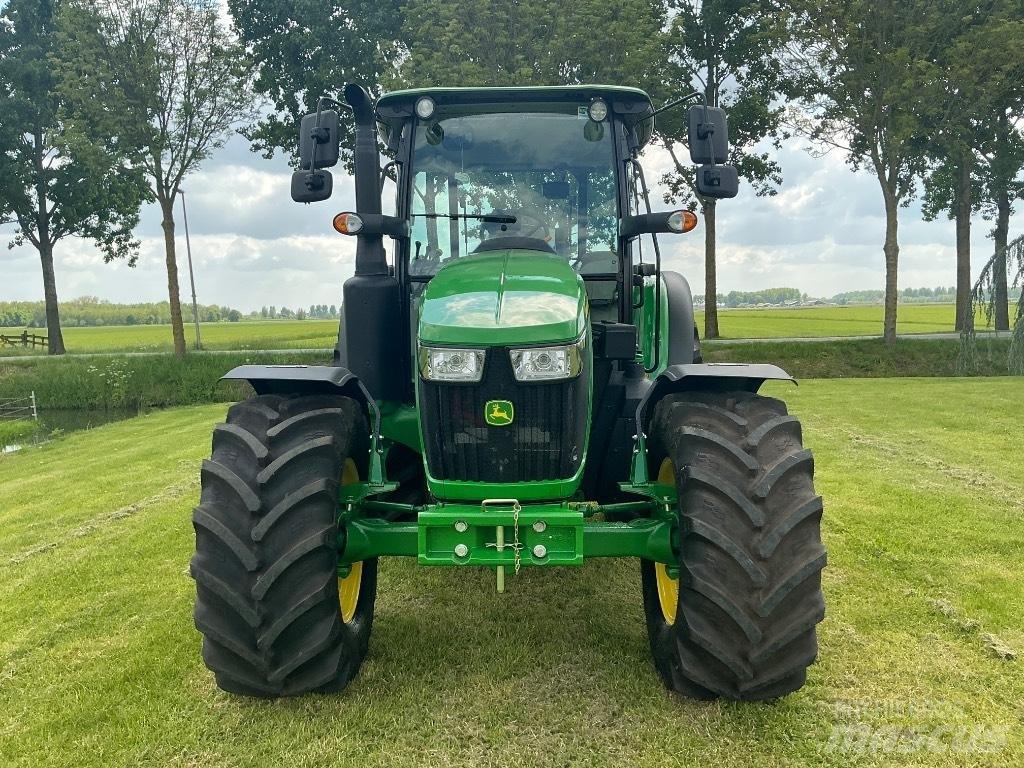 John Deere 5090 M Traktorji