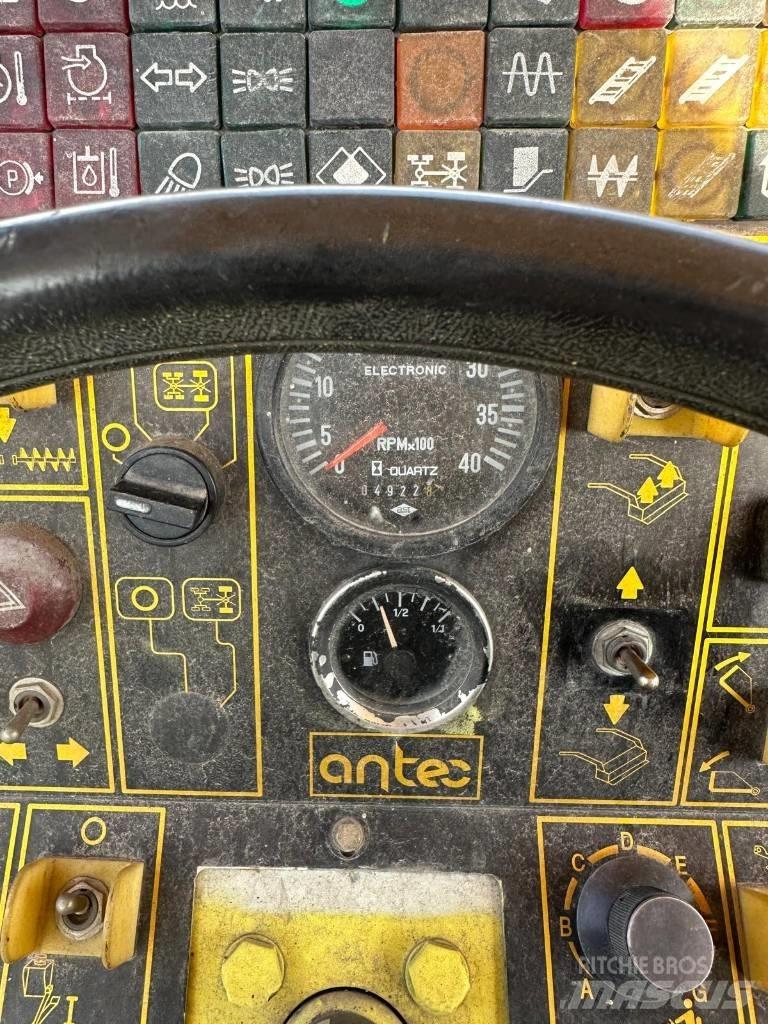 Ammann AFW 350 E Asfaltni finišerji