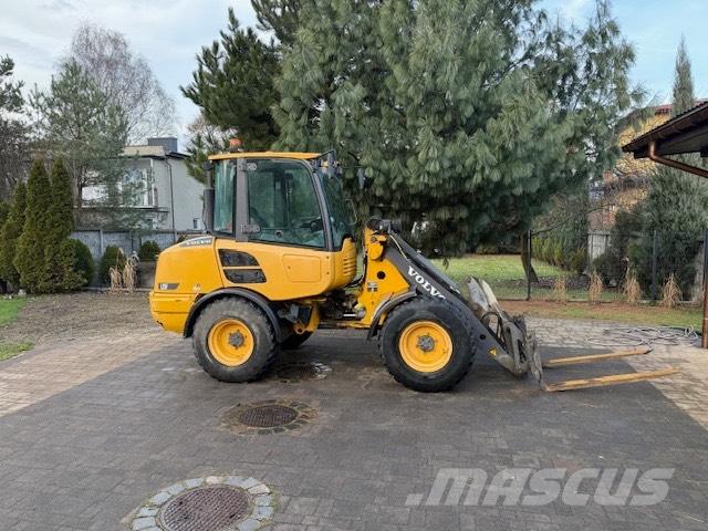 Volvo L 25 F Kolesni nakladalci