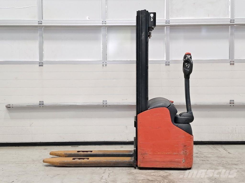 LOC A12TLL42 Ročni električni viličar