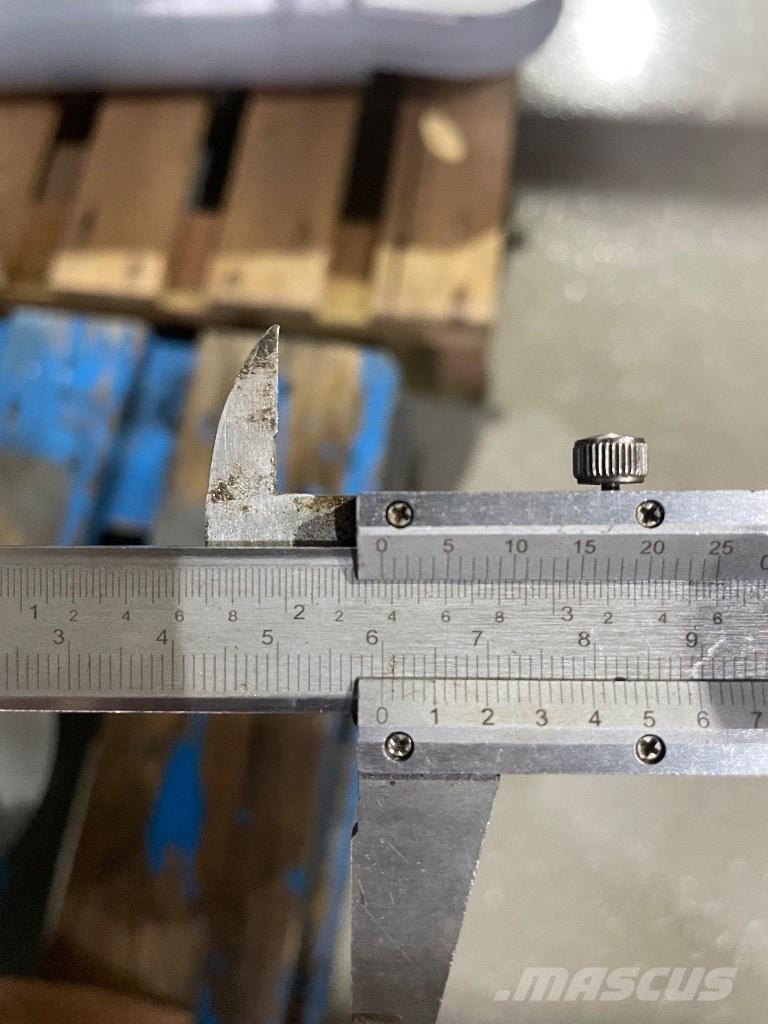 Menzi Muck Cilinders Hidravlika