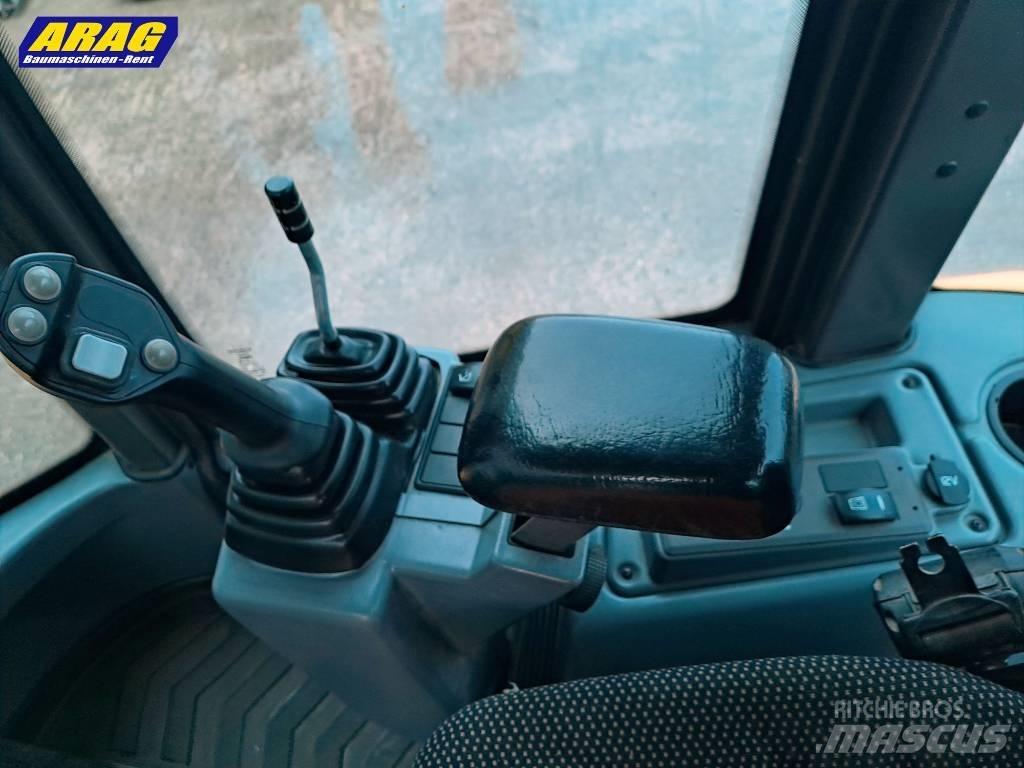 Volvo L 30 G Kolesni nakladalci