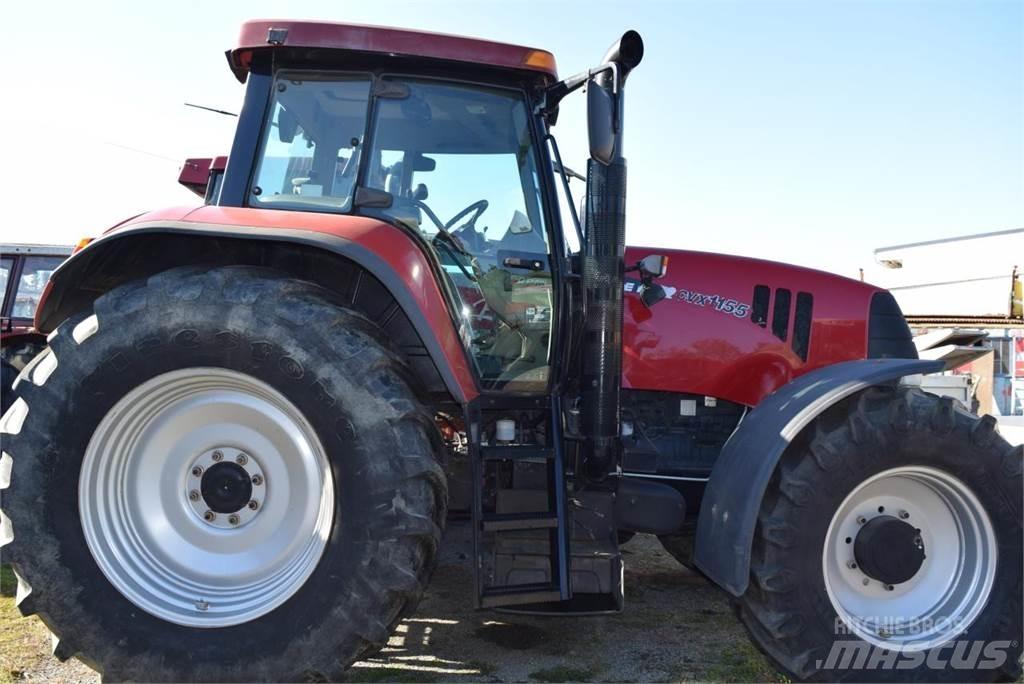 Case IH CVX 1155 Traktorji