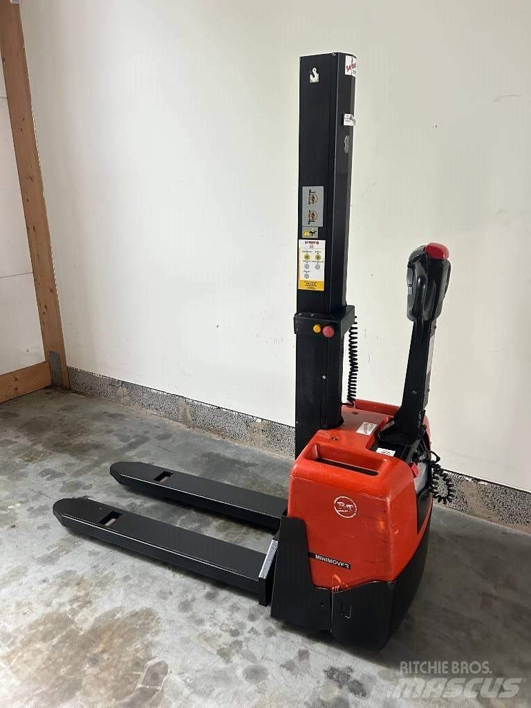 BT HWE 100 Ročni električni viličar