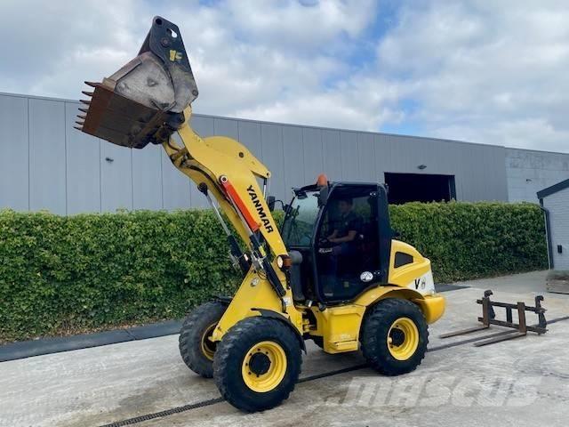 Yanmar V 8 Kolesni nakladalci