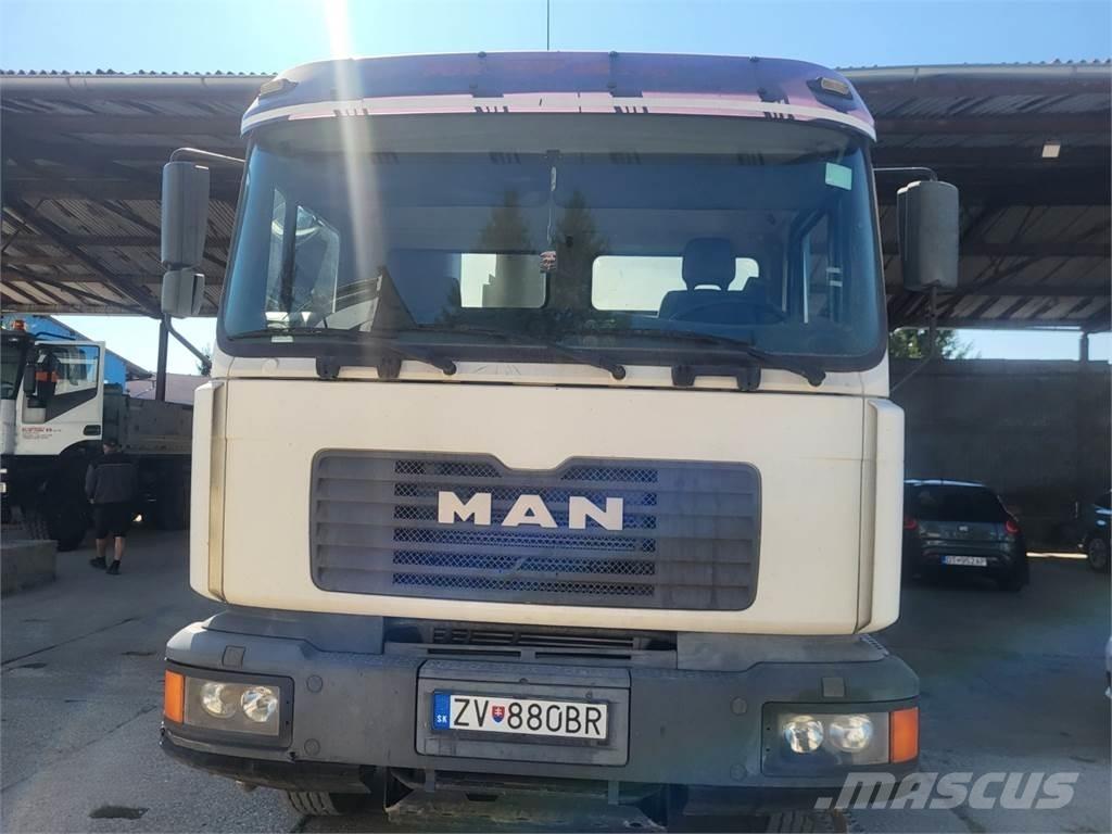 MAN 32.364 8X4 Tovornjaki-šasije