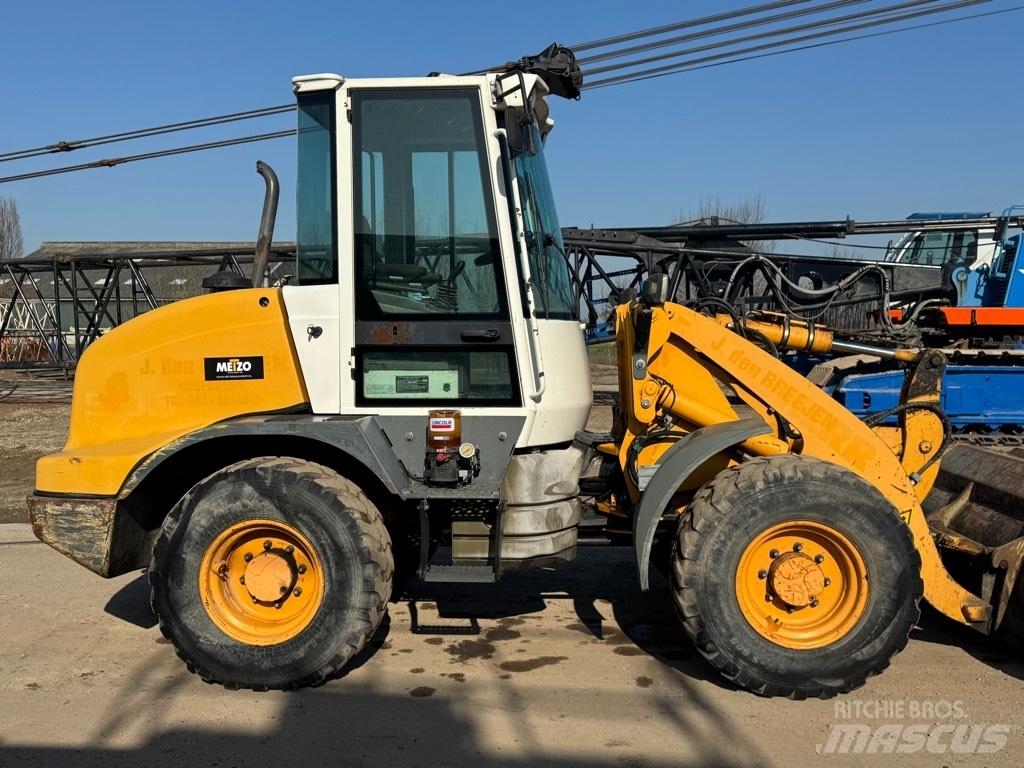 Liebherr L 508 Kolesni nakladalci