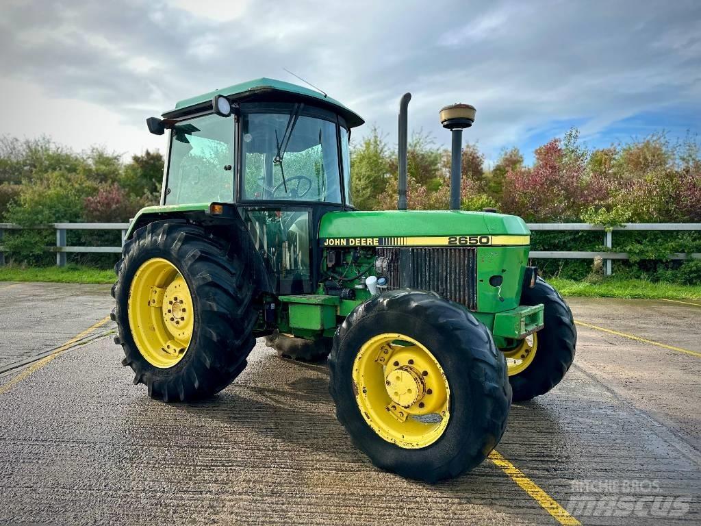 John Deere 2650 Traktorji