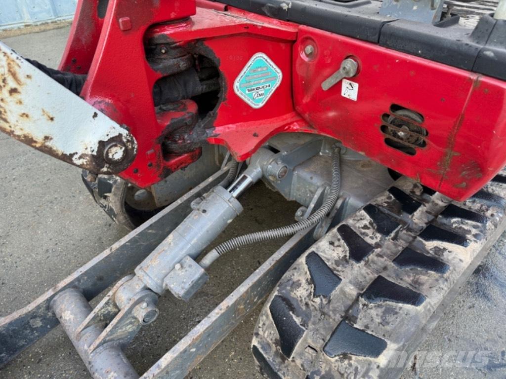 Takeuchi TB 216 Mini bagri <7t
